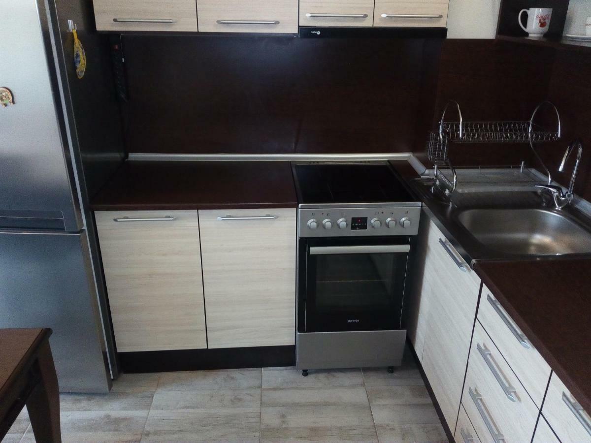 Asparuhov Guest Rooms And Apartments Varna Habitación foto